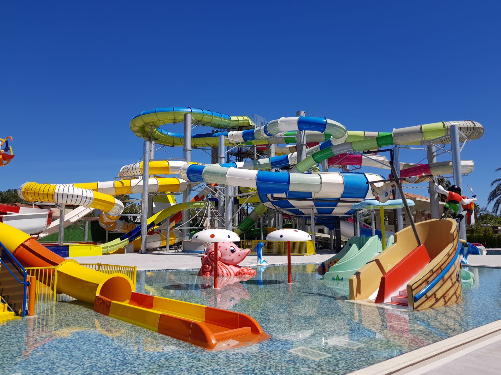 RAI Premium Tekirova Aquapark
